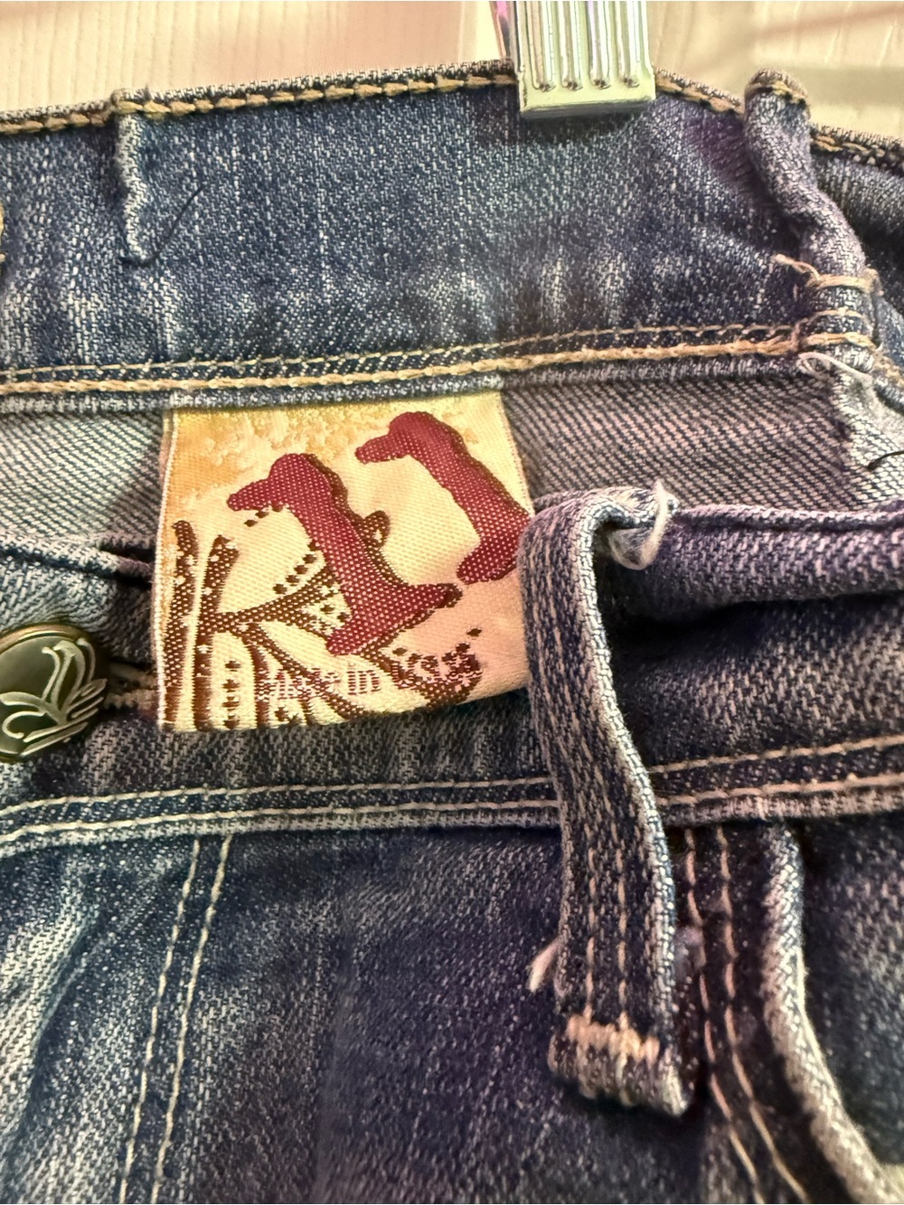 KanCan Straight-Leg Women's Jeans in Blue Wash - Picture 3 of 4